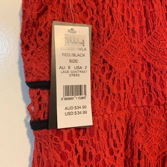 Red Maxi dress - Picture 3 of 3